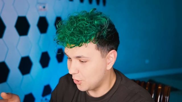 Девочка УЭНСДЕЙ  играть онлайн на ТЕЛЕФОН (а может не надо?) ? Что за PLAYMARKET (Игры на телефоне)