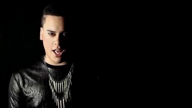 Jevan Goulter and Georgina Beyer show off their talent. Parliamentary staffer and MP respectively. смотреть онлайн