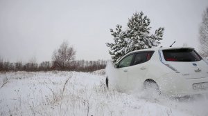 Nissan leaf azeo S комплектация пробег город -18 Ниссан лиф