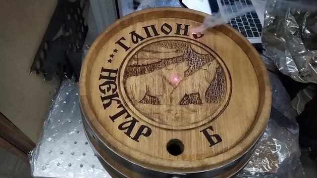 G-Work Лазерная гравировка бочки 2 (самый современным RF CO2 лазером). смотреть онлайн