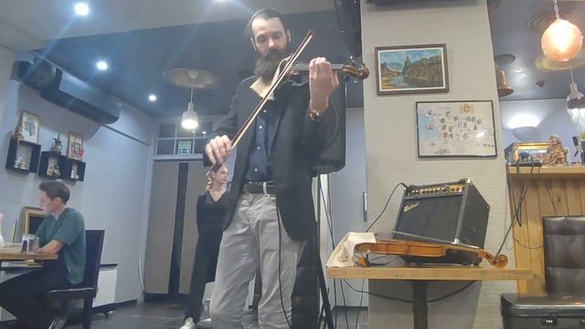 Tchaikovsky melody violin Kosta T Чайковский мелодия скрипка 🎻 20230331 смотреть онлайн