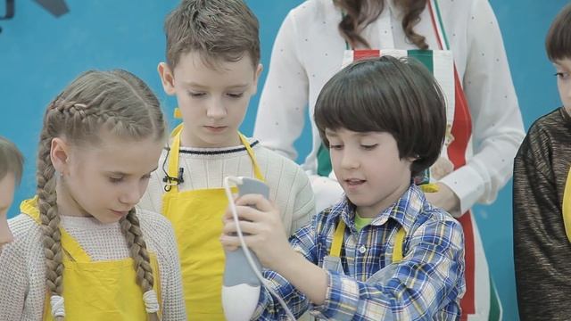 Кулинарное шоу "Еда со смыслом" готовим итальянский десерт с телеведущей Наталией Вальфрэ смотреть онлайн