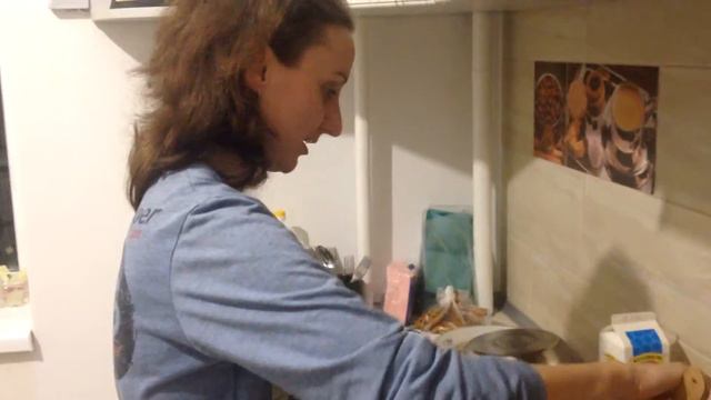 #БСЖ - жена делает блины смотреть онлайн