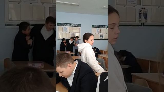 5 ж на перемене смотреть онлайн