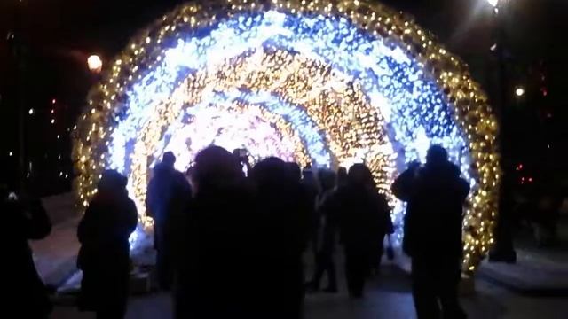 Рождественский свет в переходе на Тверской бульваре 14.01.2018. Москва смотреть онлайн
