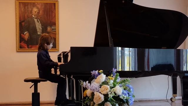 Роман Зубков 6 лет С. Прокофьев Марш смотреть онлайн