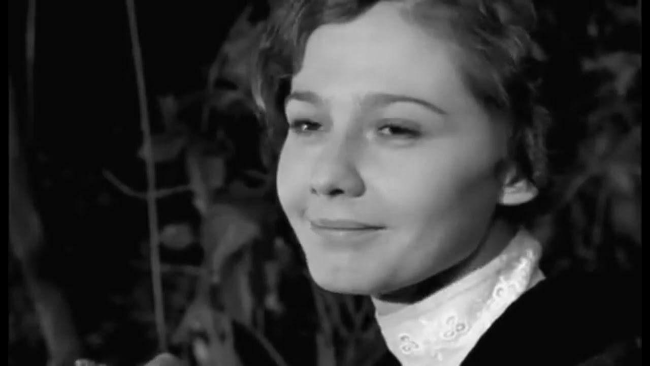 Август . Музыка: Ян Френкель. Стихи: Инна Гофф. Исполняет: Нина Бродская. Видео: Олег Касьян смотреть онлайн