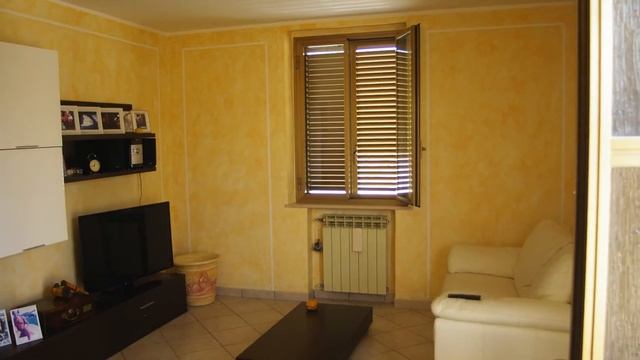 Частный дом с отдельным двором и флигелем - Elice, Абруццо смотреть онлайн