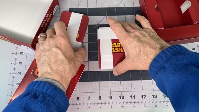 Skillmatics Card Game Crab Clash Review, unique and clever game once you get the hang of it смотреть онлайн