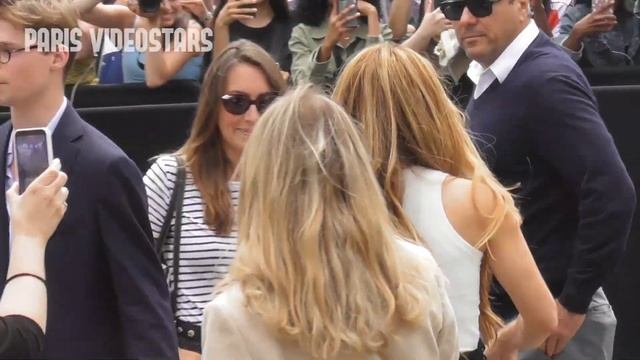 Shakira superstar of the Paris Fashion Week 6 July 2023 show Fendi Haute Couture смотреть онлайн