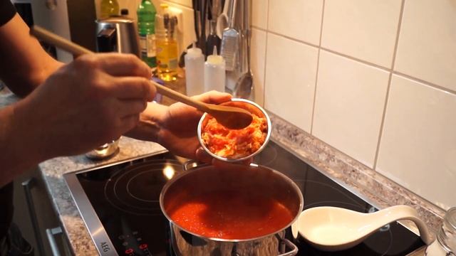 Аджика - классика, лучше всякого кетчупа.