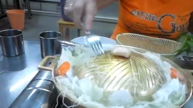 Тайский ресторан самообслуживания.