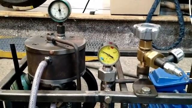 Компрессор ВД на базе ЗИЛ-130 смотреть онлайн