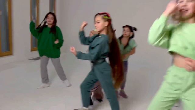 ДЭНСХОЛЛ 💚 green | IDEA PLUS смотреть онлайн