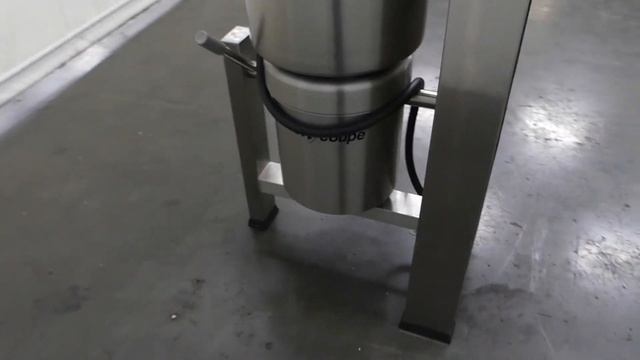Robot Coupe R60 T Vertical Cutter 60 Quart Mixer. смотреть онлайн