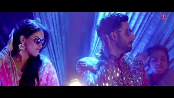 (Yolo) One Time Jeena Yaara