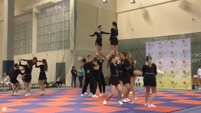 Открытый Чемпионат и Первенство Красноярска по Черлидингу -04.02.2018 смотреть онлайн