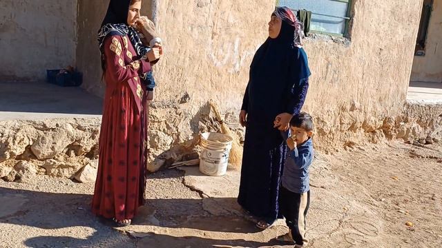 The Efforts Of The Nomadic Family Against Poverty And Hardships