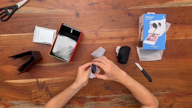 Обзор Polaroid Now plus. Распаковка. смотреть онлайн