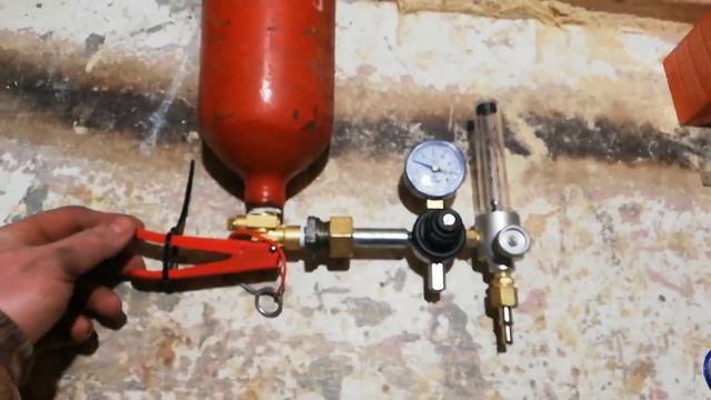 Углекислый газ для ИО из огнетушителя. смотреть онлайн