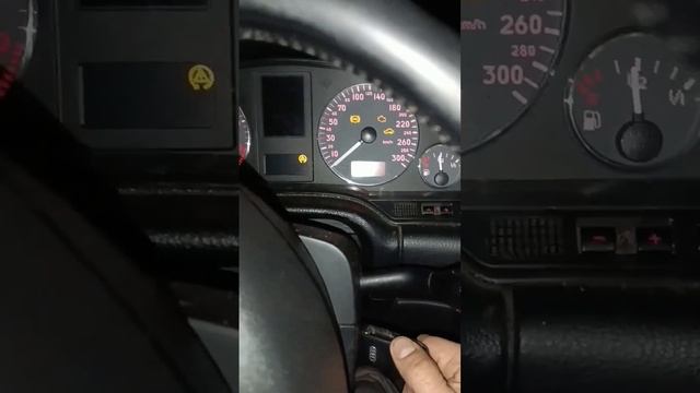 Audi S8 D2 заводим в -20 смотреть онлайн
