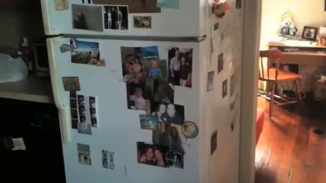 fridge noises смотреть онлайн