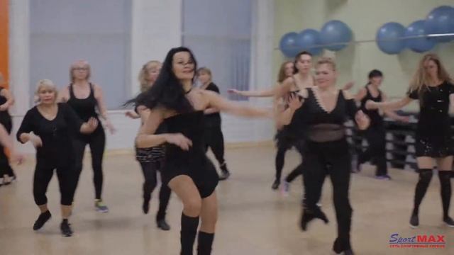 LINA / Master Class LATINA / SportMAX смотреть онлайн