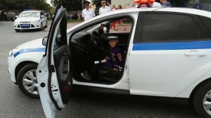 ?VLOG - #ЛевМан в форме #ДПС патрулирует ГОРОД / #LevMan - Police Man