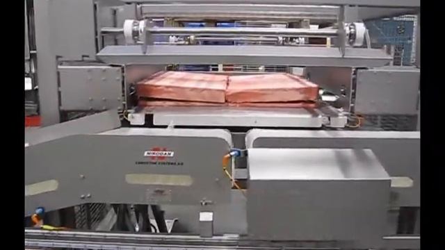 Depalletizer for frozen meat blocks смотреть онлайн