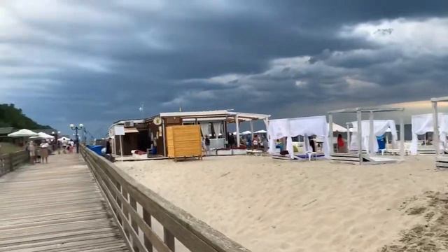 Классная пляжная зона в Янтарном.🔥 смотреть онлайн