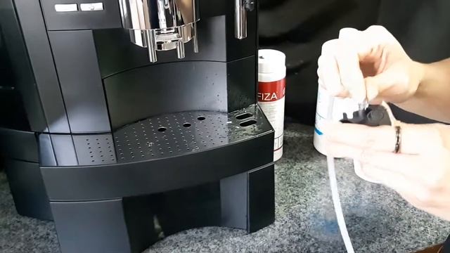 CLEANING Swiss Jura XS9 Classic... How to? смотреть онлайн