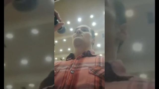 НАСТОЯЩИЙ МУЖЧИНА ПРИЗЕМЛИЛ ЧИНОВНИКА смотреть онлайн
