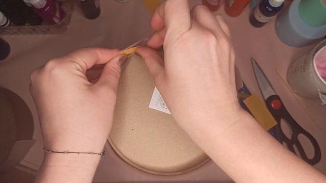 Как обвернуть шляпную коробку бумагой. Декор шляпной коробки. Мыловарееие. Букет в круглой коробке смотреть онлайн