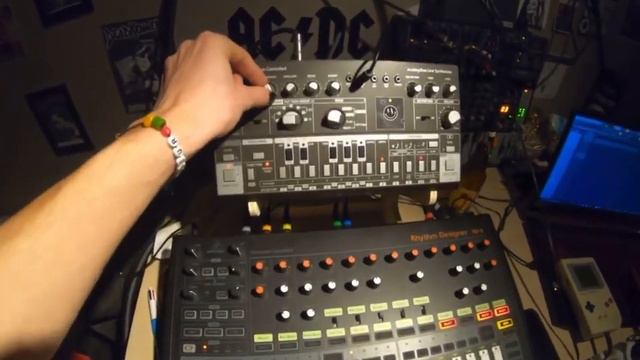 Dirty Analogic - Acid Live Behringer RD-8 Behringer TD-3