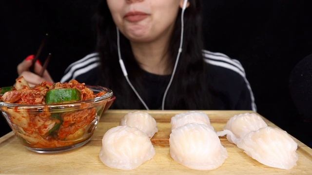 ASMR | EATING SHRIMP DUMPLINGS + KIMCHI CUCUMBER SALAD! MUKBANG (WHISPER) | MANGIA WHISPERS 먹방