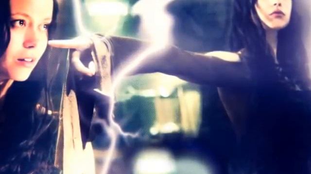 Summer Glau and A.M. Music смотреть онлайн