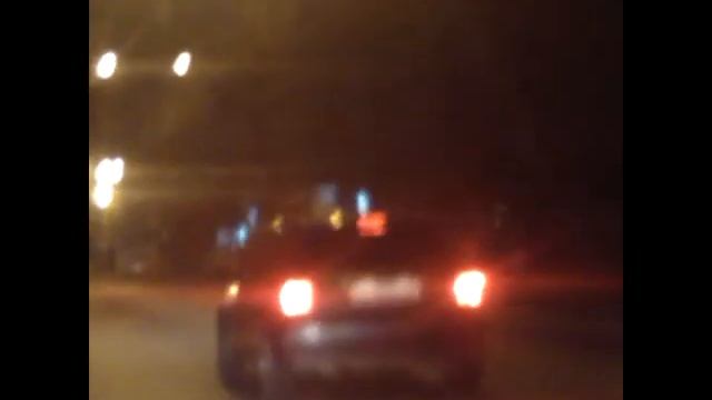 ПЬЯНЫЙ ВОДИТЕЛЬ УСТРОИЛ НОЧНЫЕ ГОНКИ ПО СТОЛИЦЕ смотреть онлайн