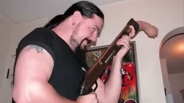 #7 Mick Thomson Unmasked Photos смотреть онлайн