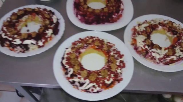 Салат гранатовый браслет смотреть онлайн