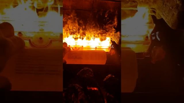 Видео обзор электроочага Firestar 33 RealFlame