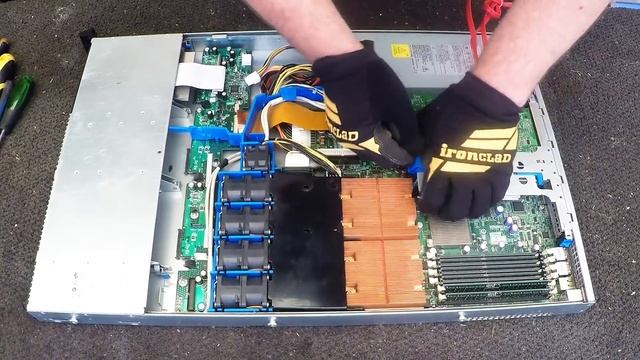 Scrap Time Trial - Server Blades смотреть онлайн