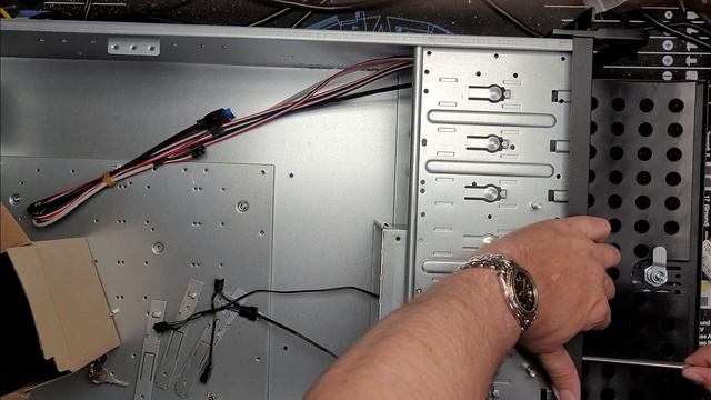 EPYC Super High Speed Database Server смотреть онлайн