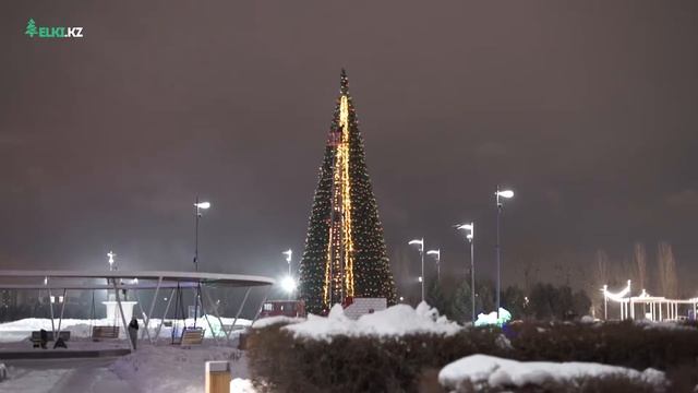 Искусственная уличная елка (сосна) 23 метра, Нур-Султан 2021г. | ELKI.KZ смотреть онлайн