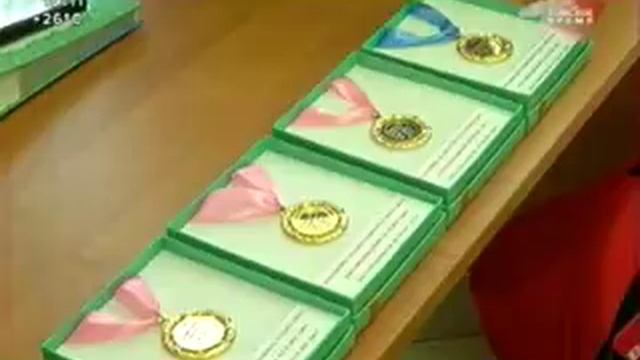 Из томского перинатального центра выписали маму с недавно родившимися четверняшками смотреть онлайн