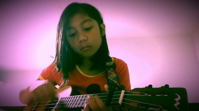 Electric Love Ukulele cover by Seidy Gianna смотреть онлайн