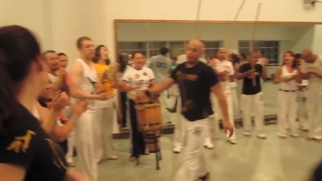 Capoeira Roda with Mestres Boneco and Canguru at Capoeira Arizona 2011 Batizado смотреть онлайн