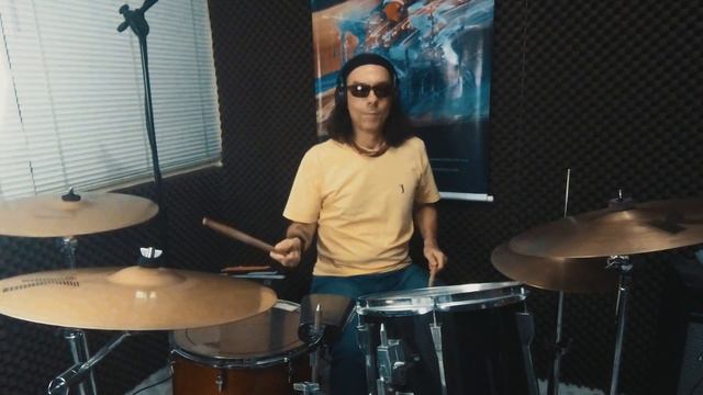 Captação de bateria c/ microfone Yoga ht81 feat Carlinhos Perdigão смотреть онлайн