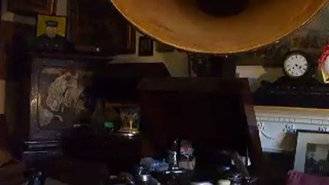 "Selektion from Miss Hook Of Holland " Played by Royal Artillery Beka Grand Record 40091 смотреть онлайн