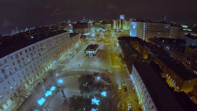 Москва, Чистые пруды, ночной полёт. смотреть онлайн