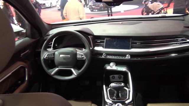 Great Wall Haval H6 2.0T Excellence (2018) Exterior and Interior смотреть онлайн